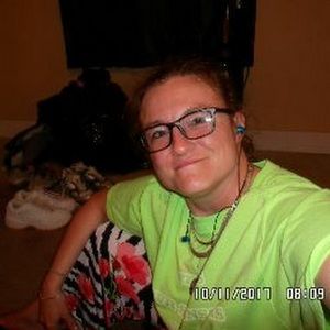 Meet your Posher, Stacy